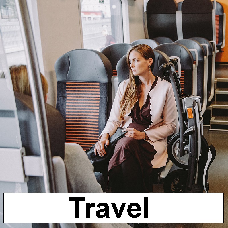 travel_woman_on_a_train_with_bike_stigo_689448