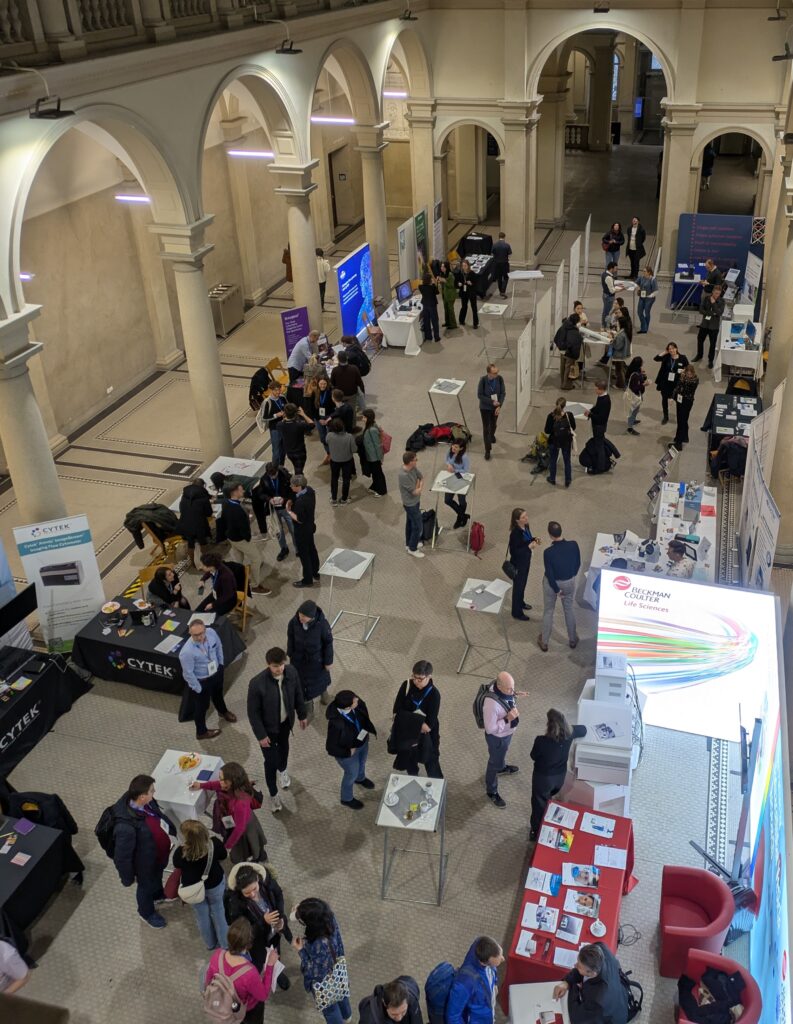 Picture of the main hall