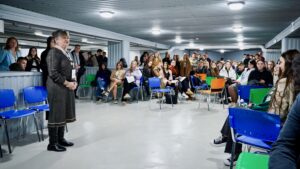 Fotol loeng Žõtomõri Riikliku Polütehnilise Ülikooli varjendis