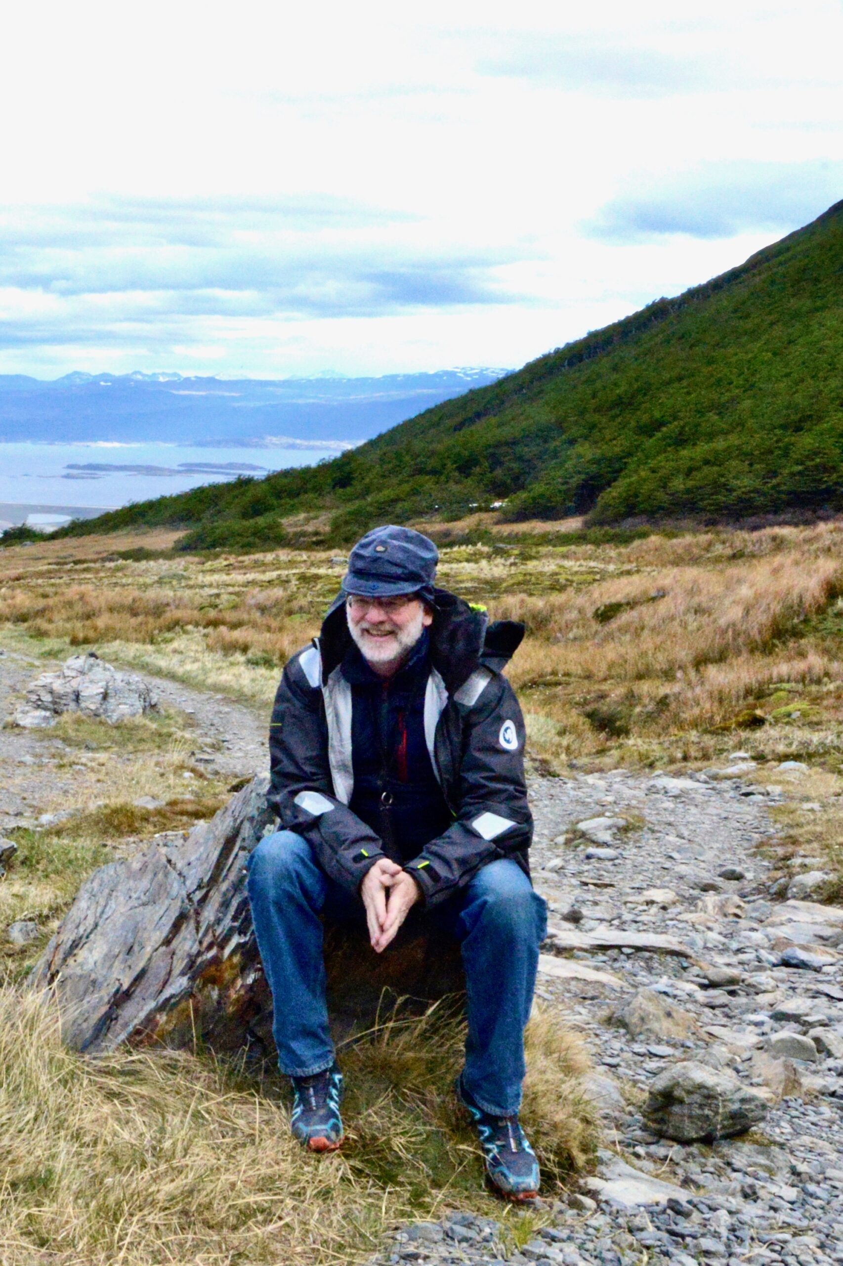 Maailma lõunaotsas Ushuaia linna kohal, Tulemaa ehk Tierra del Fuego, Patagoonia. Selja taha jääb tee Antarktikasse. FOTO: Pille Pattak