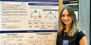 Mariia Bakhtina oma töö vaatmikuga