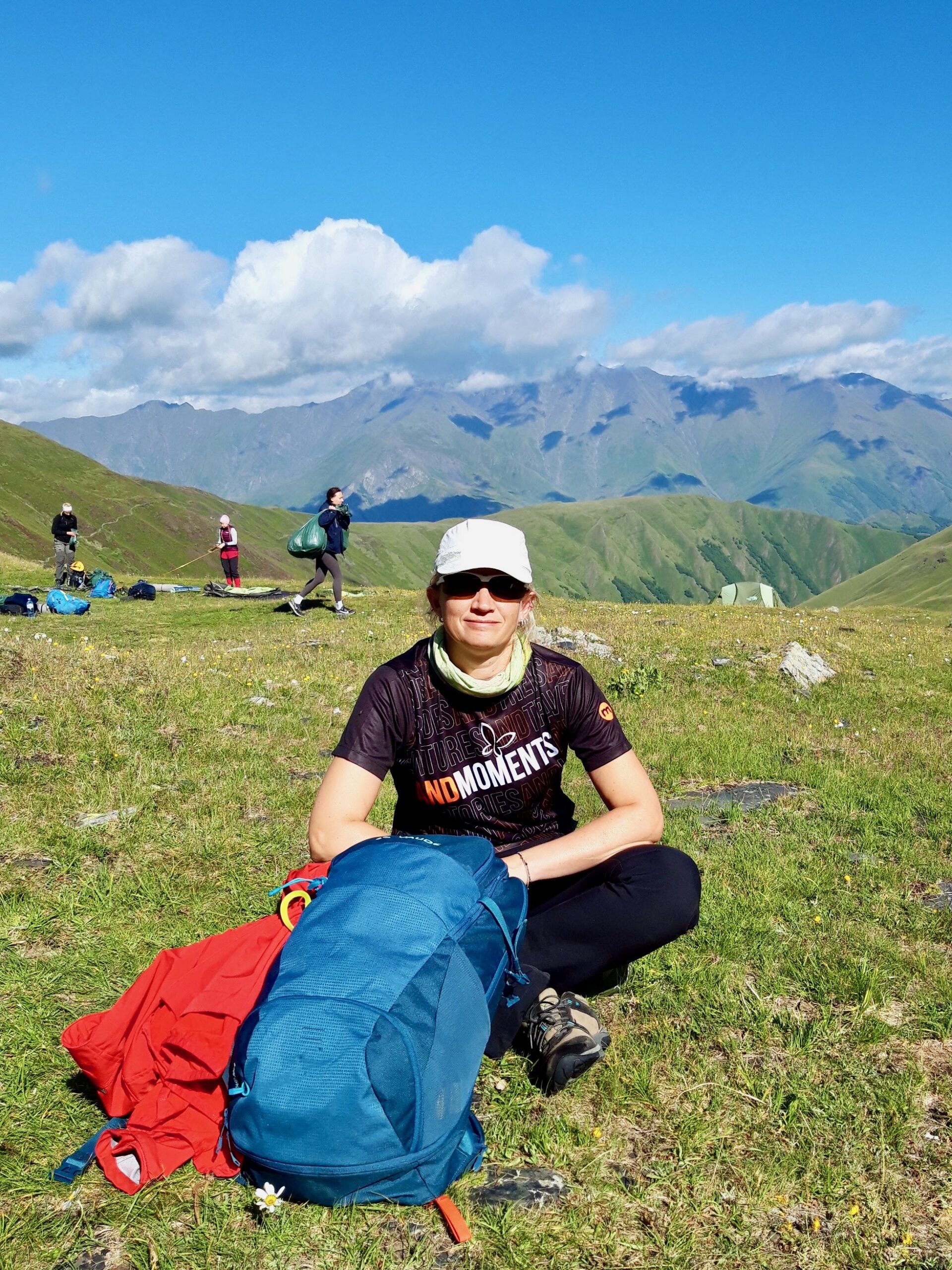Puhkamiseks on kõige parem olla levist väljas, näiteks mägedes matkarajal. FOTO: erakogu