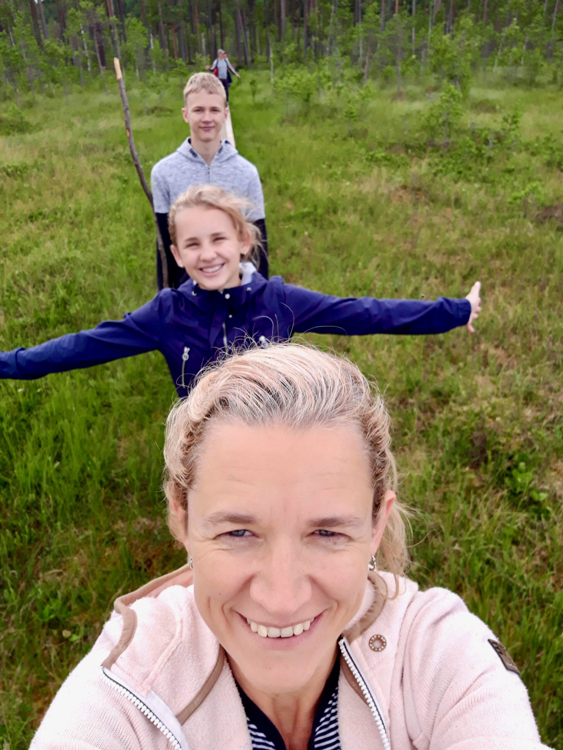 Ekraanivabad tegevused lastega vabas looduses. FOTO: erakogu